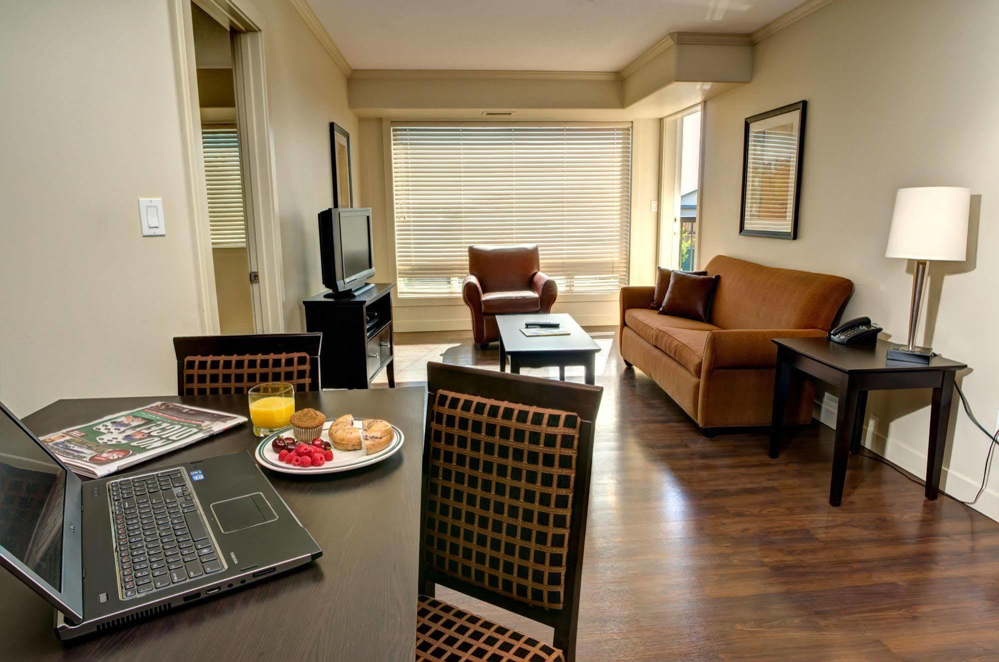 Clearwater Residence Hotel Timberlea Fort Mcmurray Cameră foto